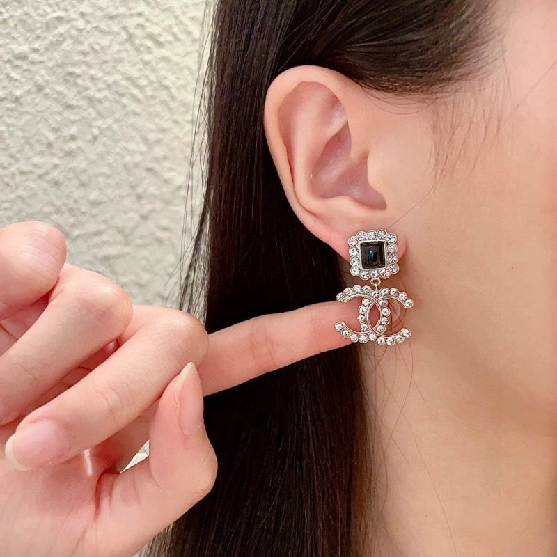 SoftTouch Chanel Earrings 224218