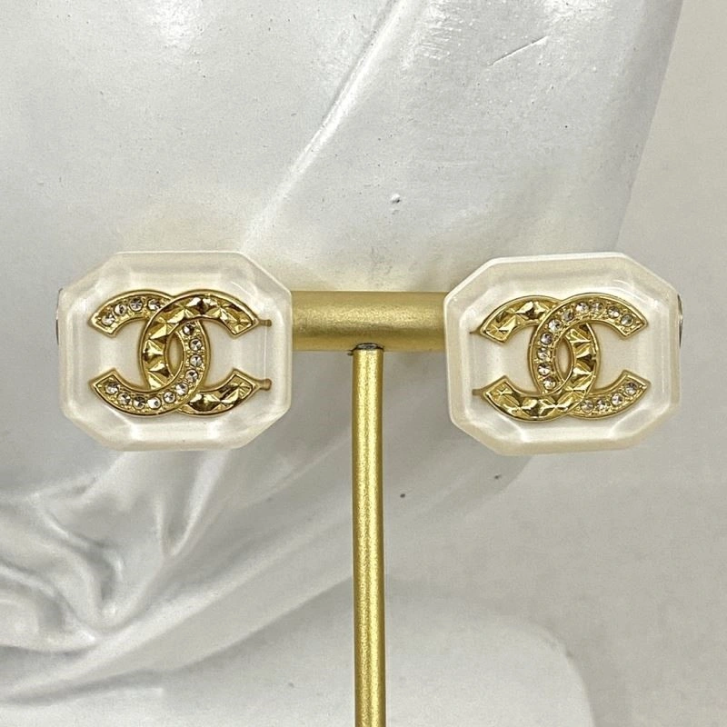 Chanel Earrings Timeless 224227