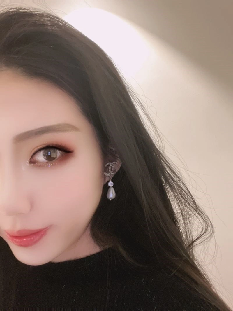 Chanel Earrings Affordable 224231
