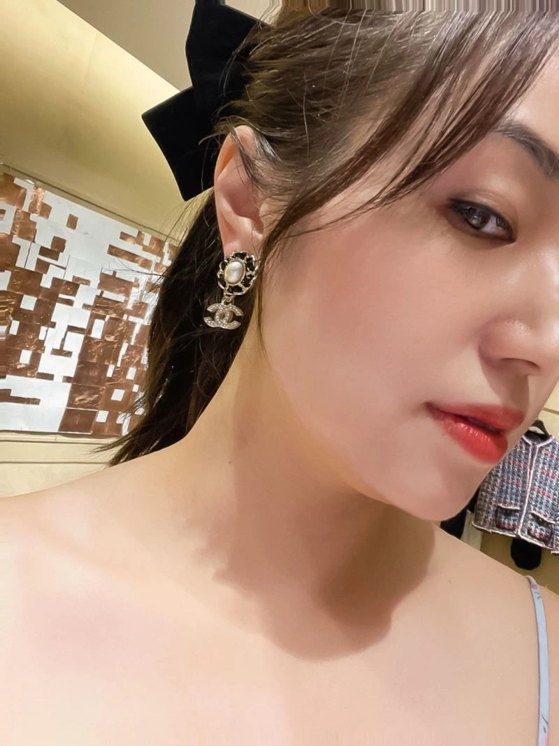 DailyWear Chanel Earrings 224223
