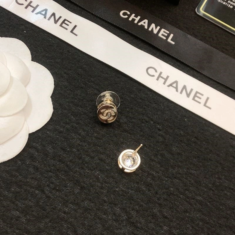 Chanel Earrings Compact 224249