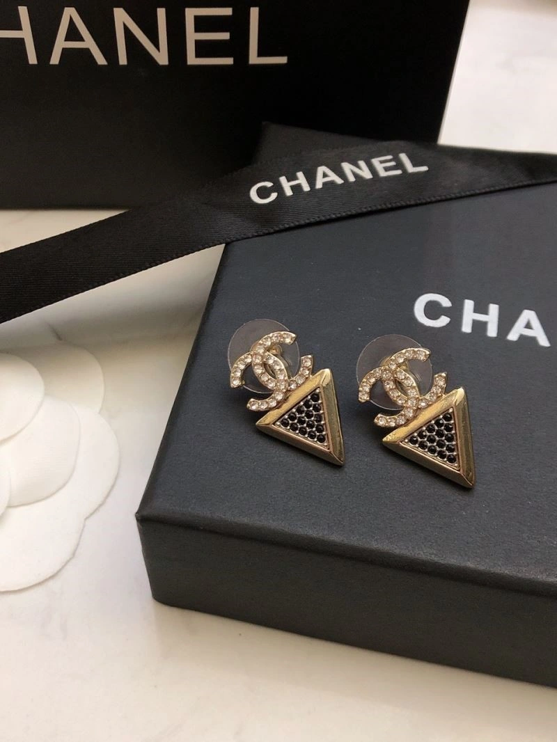 Chanel Earrings Lightweight 224205