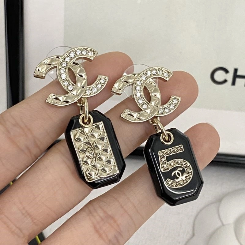 Chanel Earrings GoAnywhere 224201