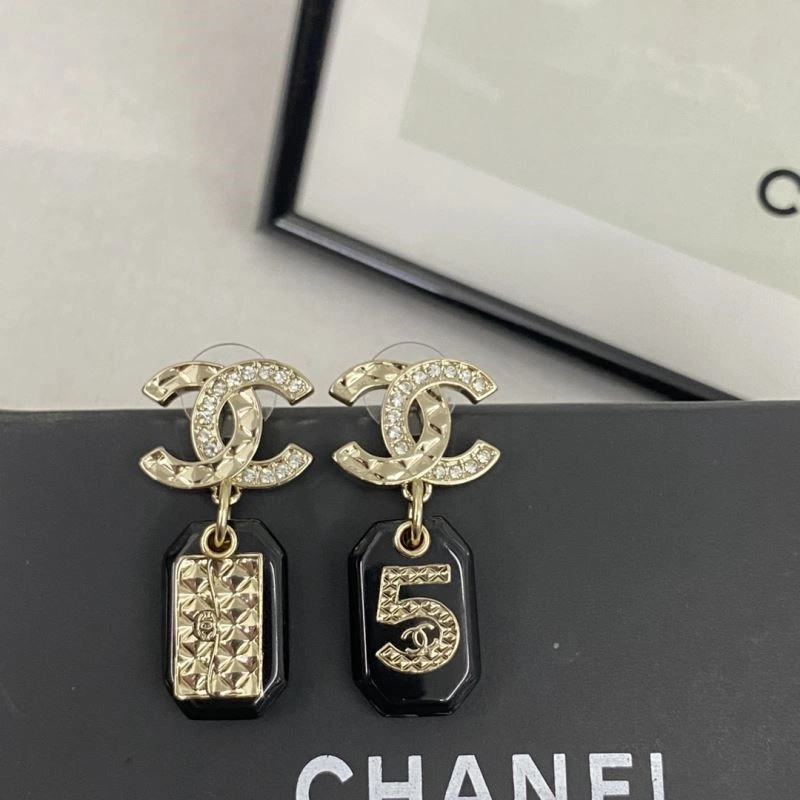Chanel Earrings GoAnywhere 224201