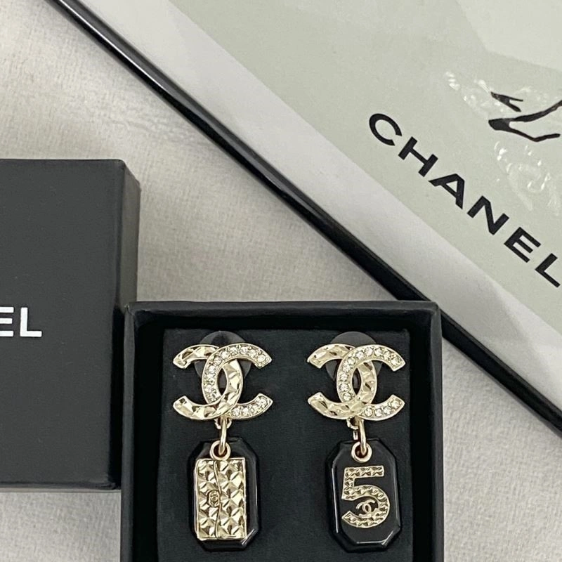 Chanel Earrings GoAnywhere 224201