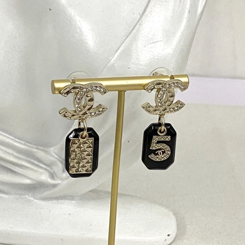 Chanel Earrings GoAnywhere 224201