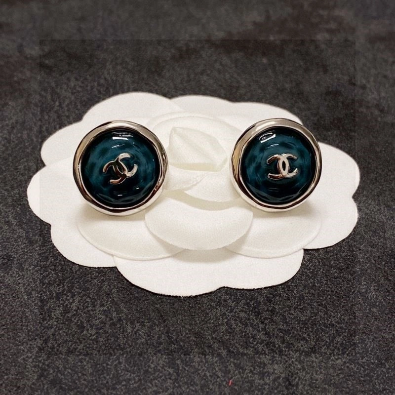 Chic Chanel Earrings 224213