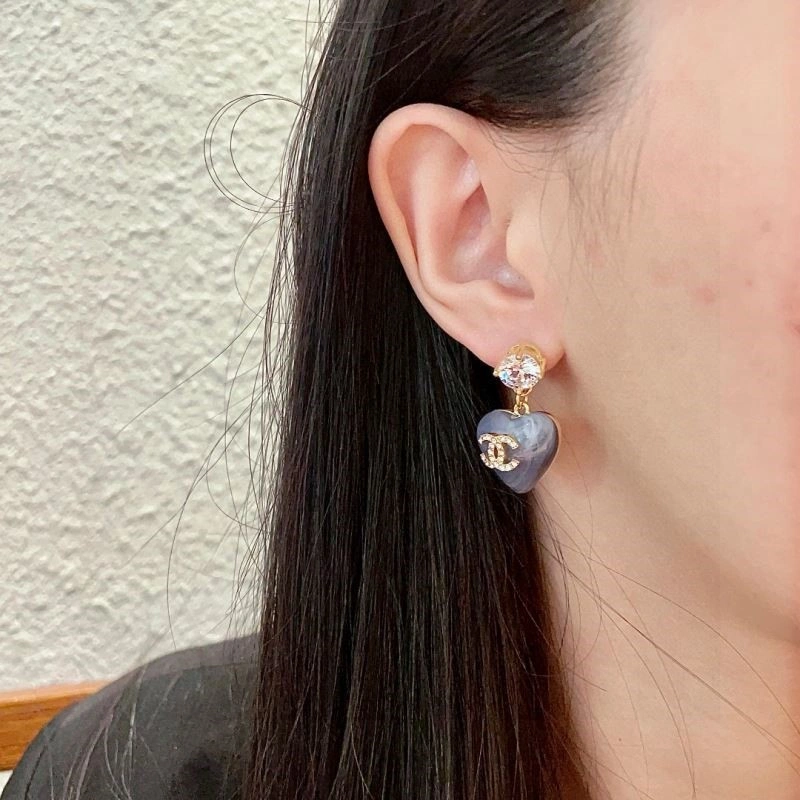 Chanel Earrings Effortless 224181