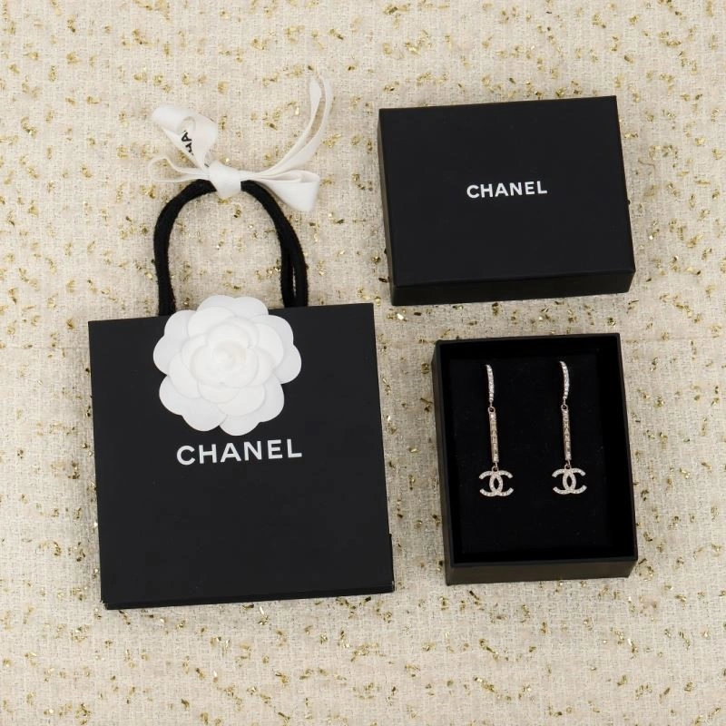 Chanel Earrings Supportive 224178