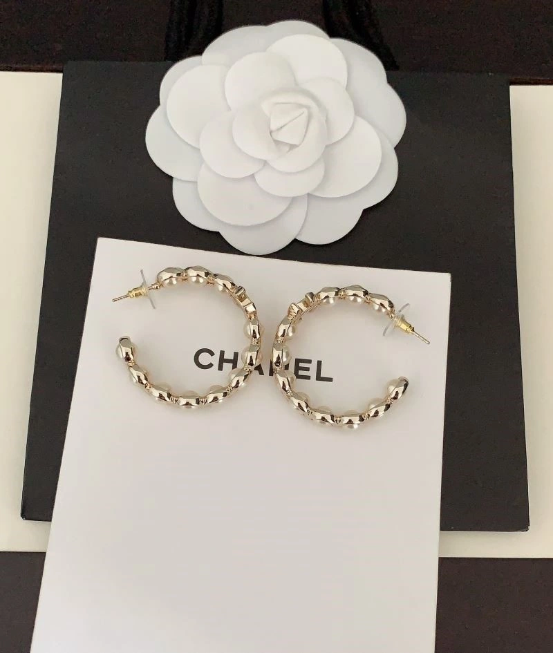 Sporty Chanel Earrings 224220