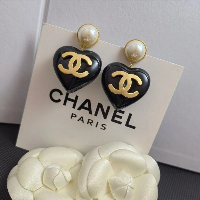Chanel Earrings Elegant 224184
