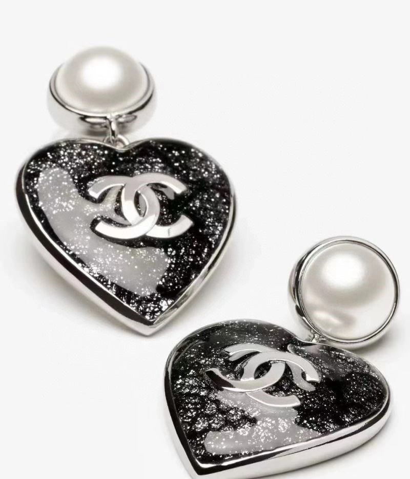 Chanel Earrings Affordable 224210