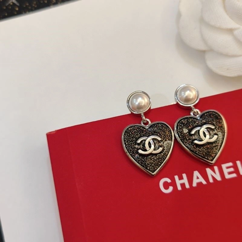 Chanel Earrings Affordable 224210