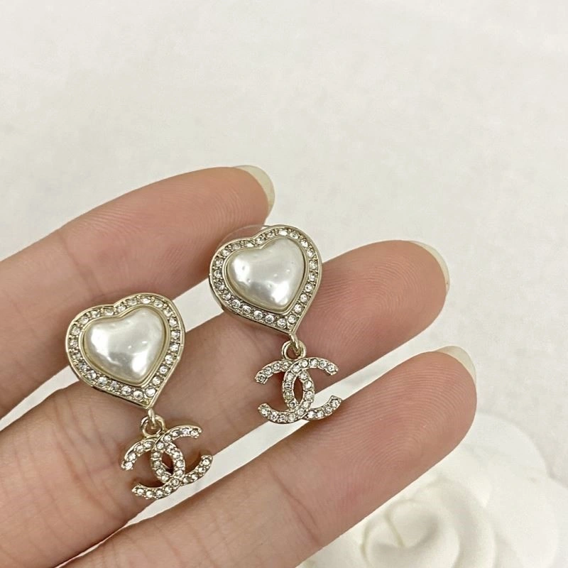 Reliable Chanel Earrings 224176
