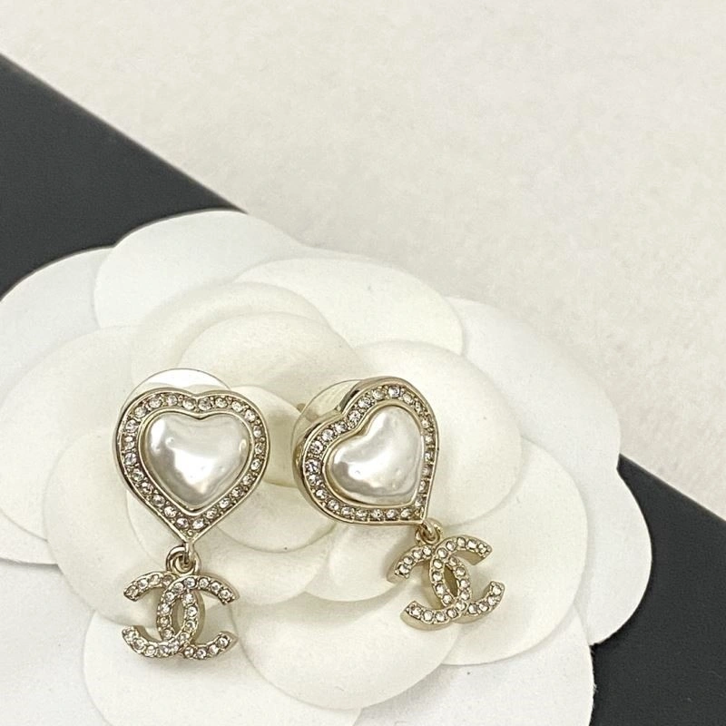 Reliable Chanel Earrings 224176