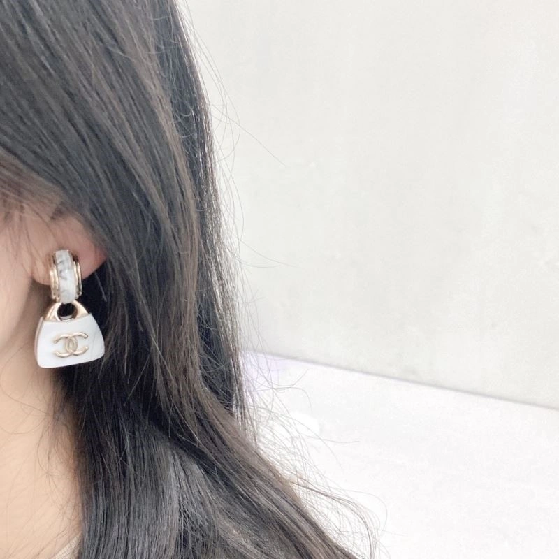 MultiPurpose Chanel Earrings 224196