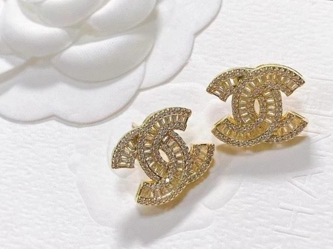 Tailored Chanel Earrings 224177