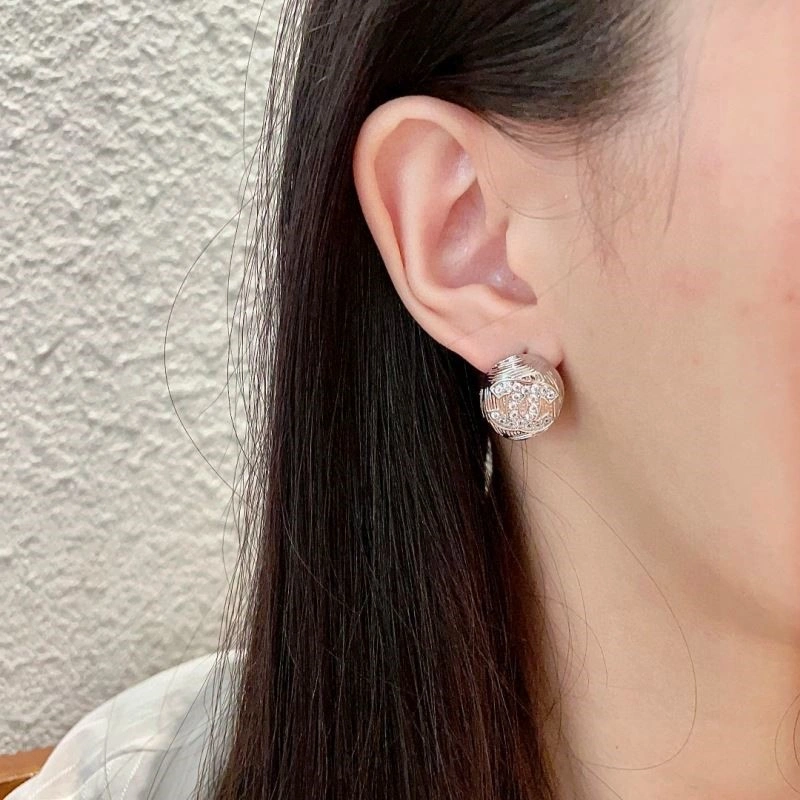 Chanel Earrings SmoothTexture 224209