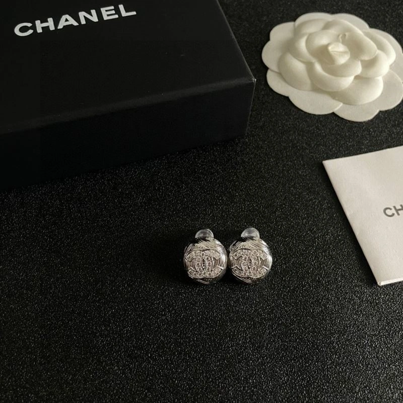 Chanel Earrings SmoothTexture 224209