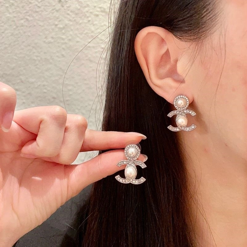 Chanel Earrings DailyWear 224162