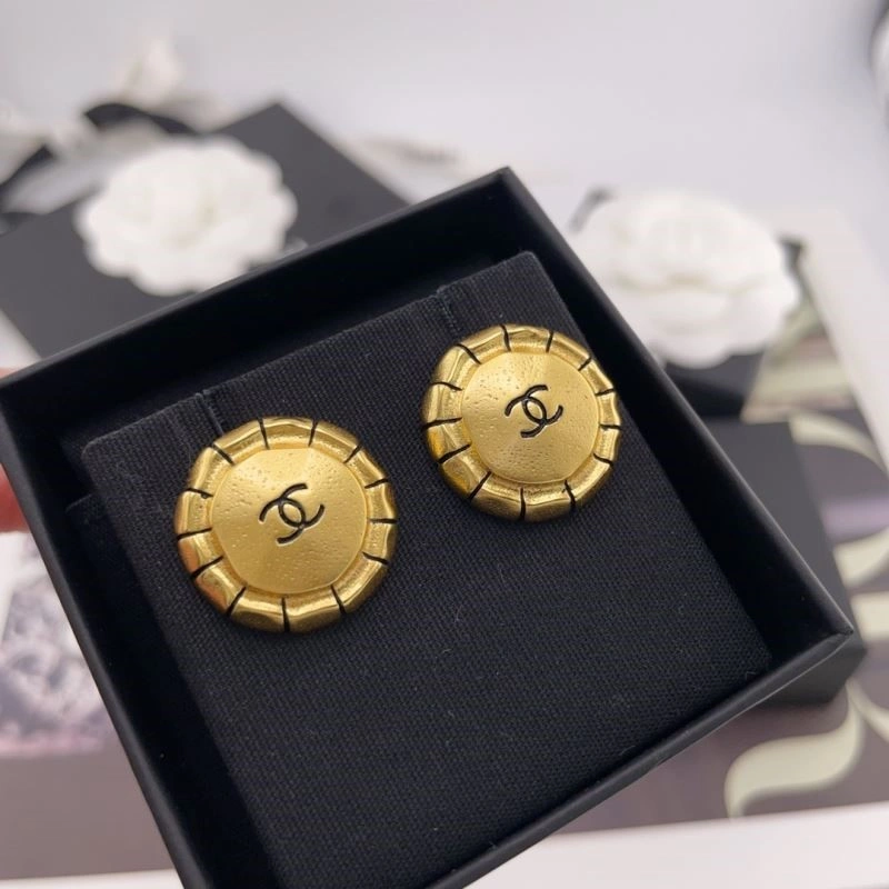 Chanel Earrings Durable 224148