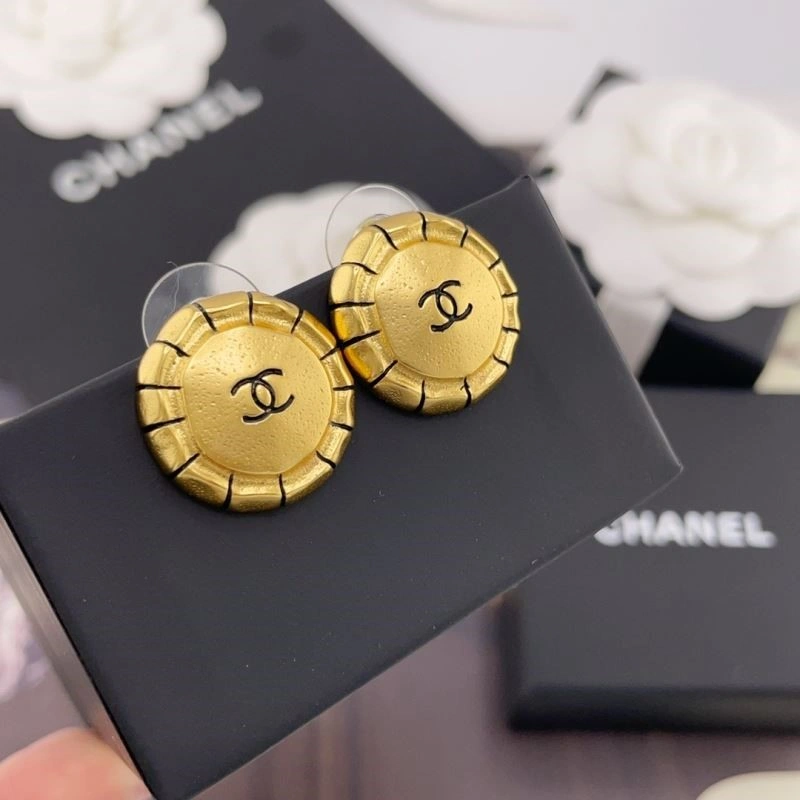 Chanel Earrings Durable 224148