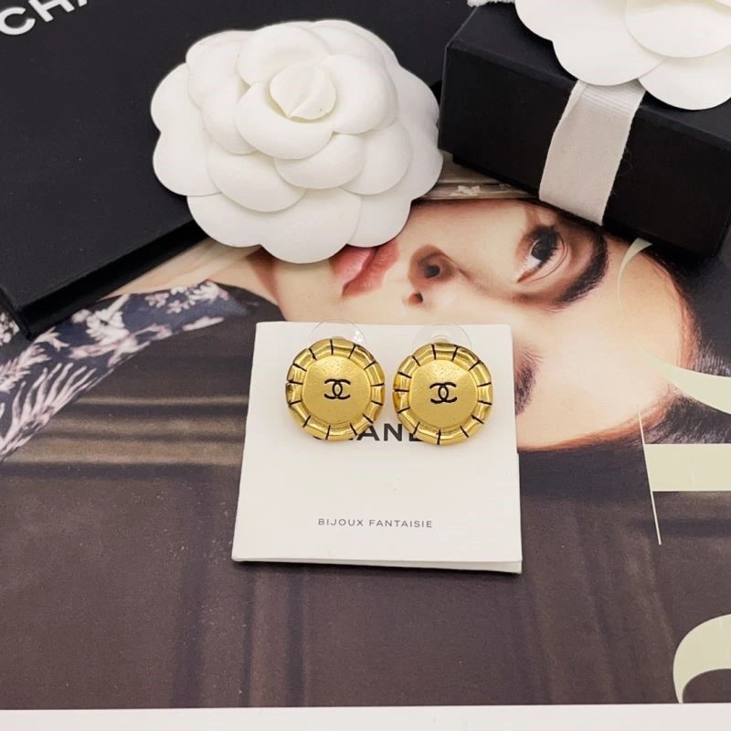 Chanel Earrings Durable 224148