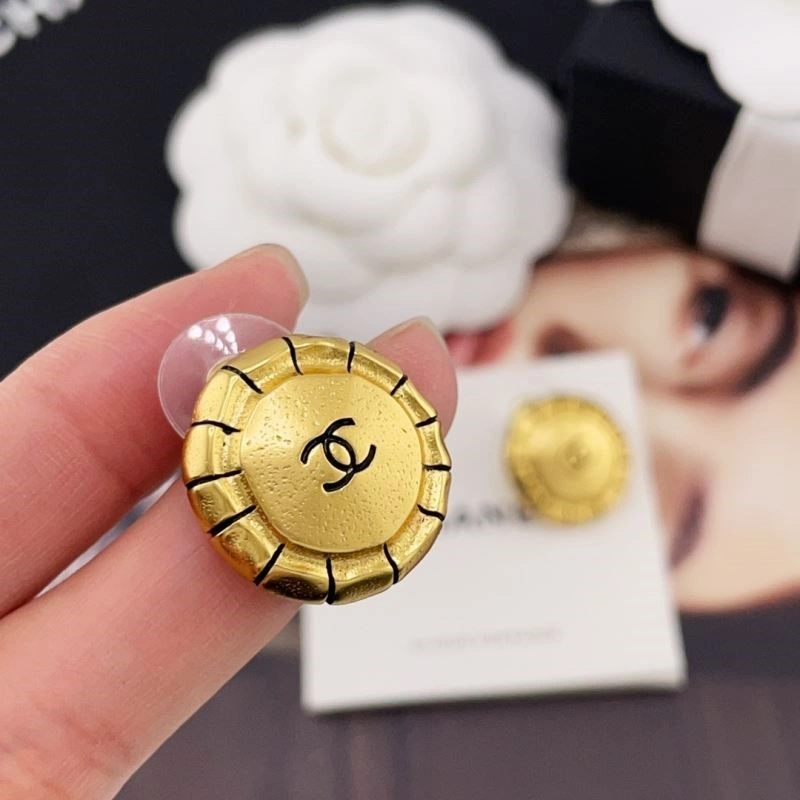 Chanel Earrings Durable 224148