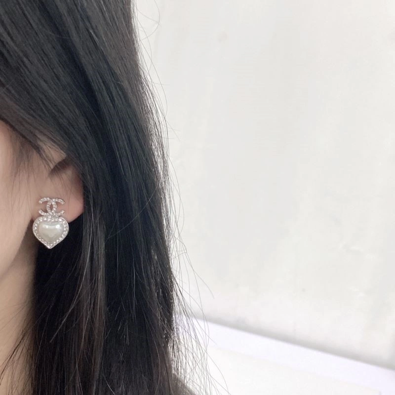Chanel Earrings ComfortFit 224182