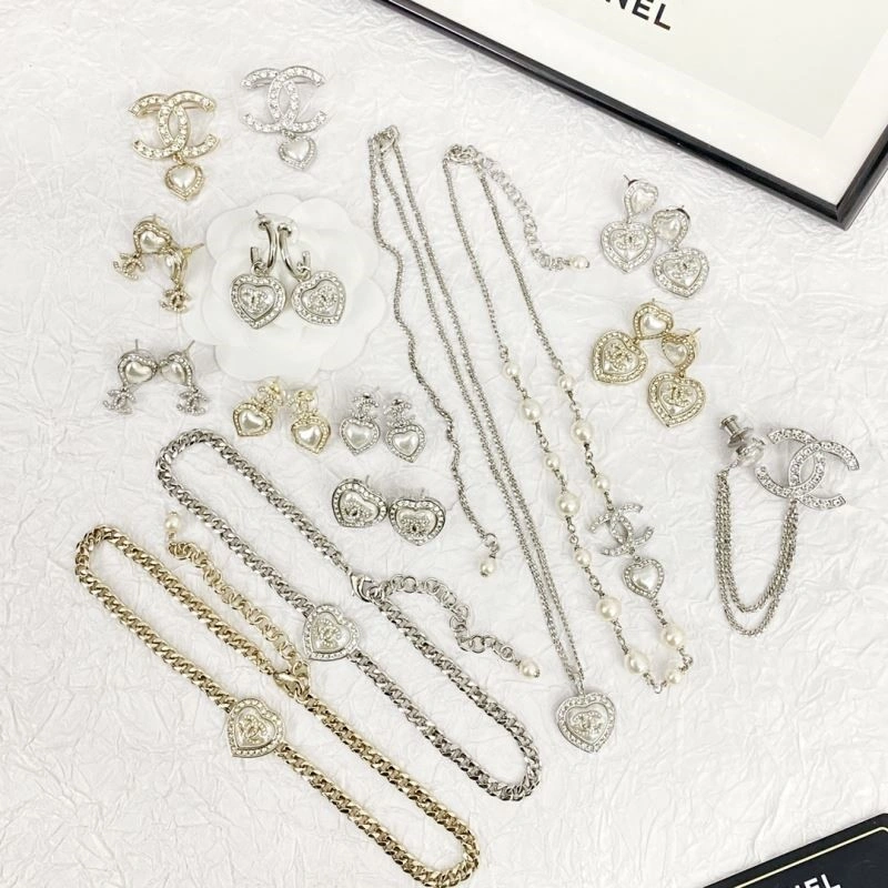 Chanel Earrings OdorResistant 224123