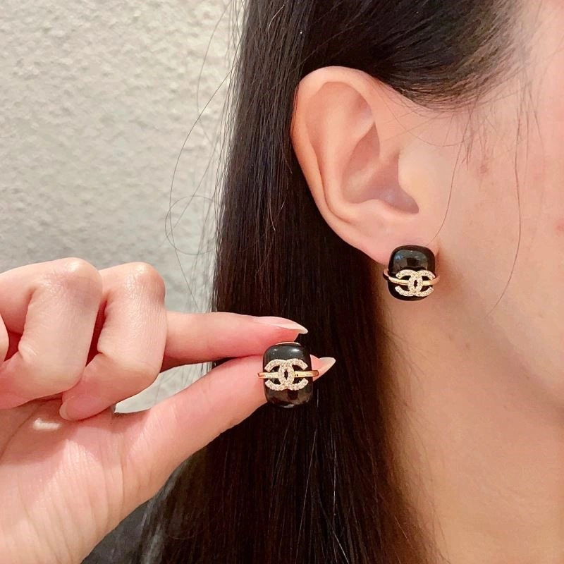 UrbanChic Chanel Earrings 224143