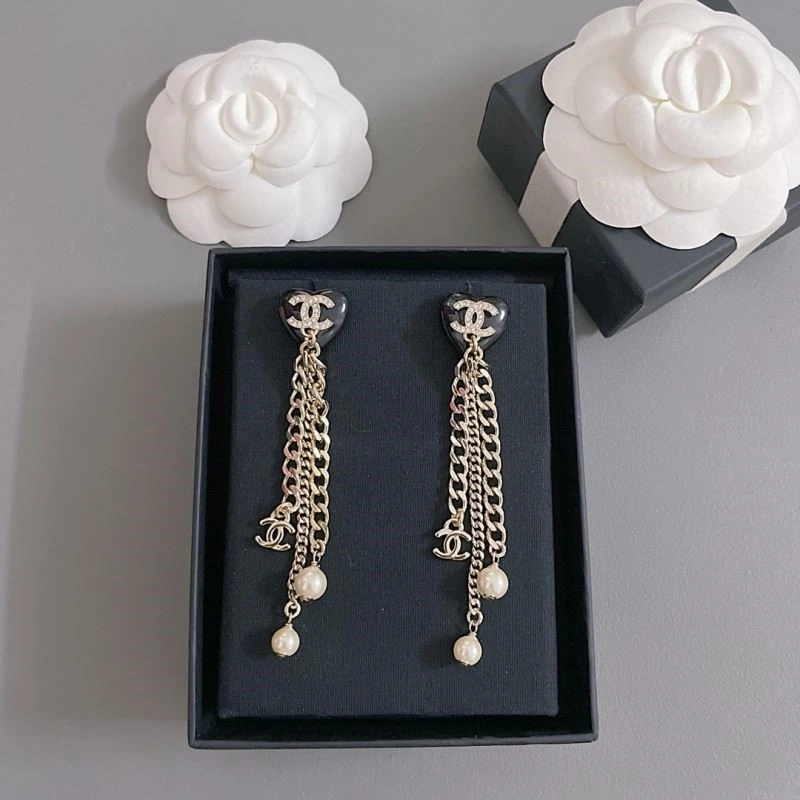 Sporty Chanel Earrings 224139
