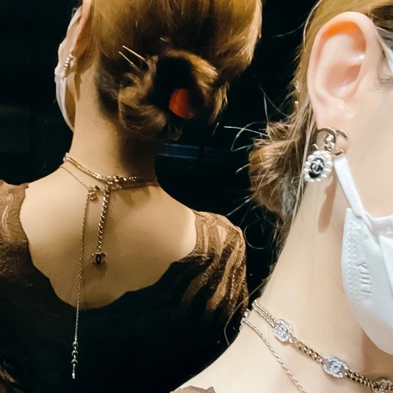 Chanel Earrings SmoothTexture 224136