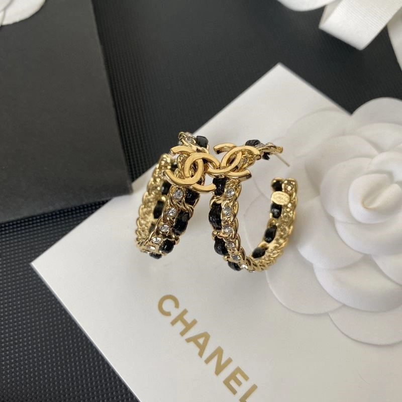 Compact Chanel Earrings 224118