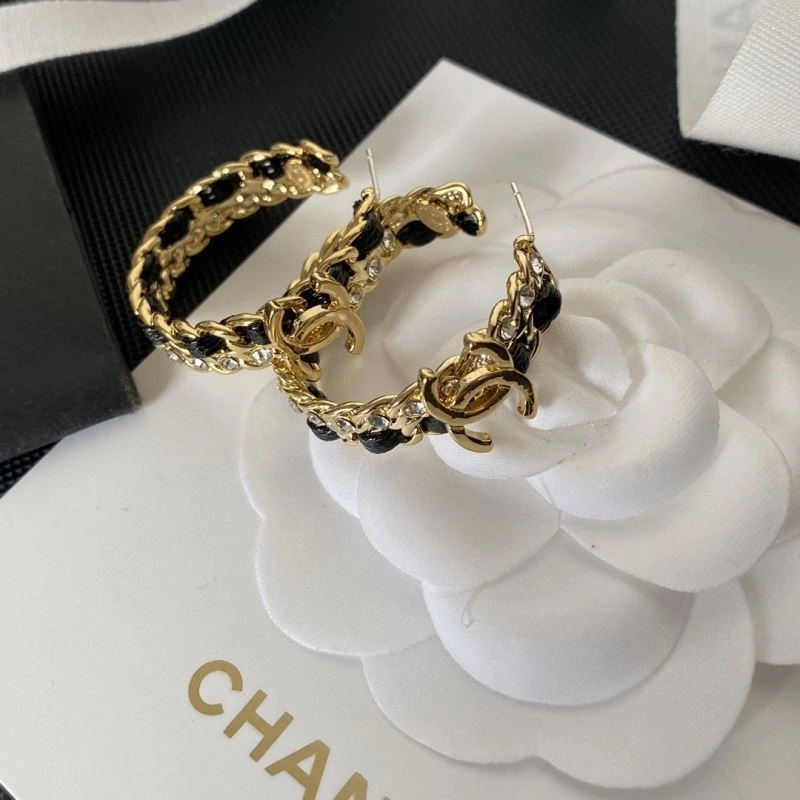 Compact Chanel Earrings 224118
