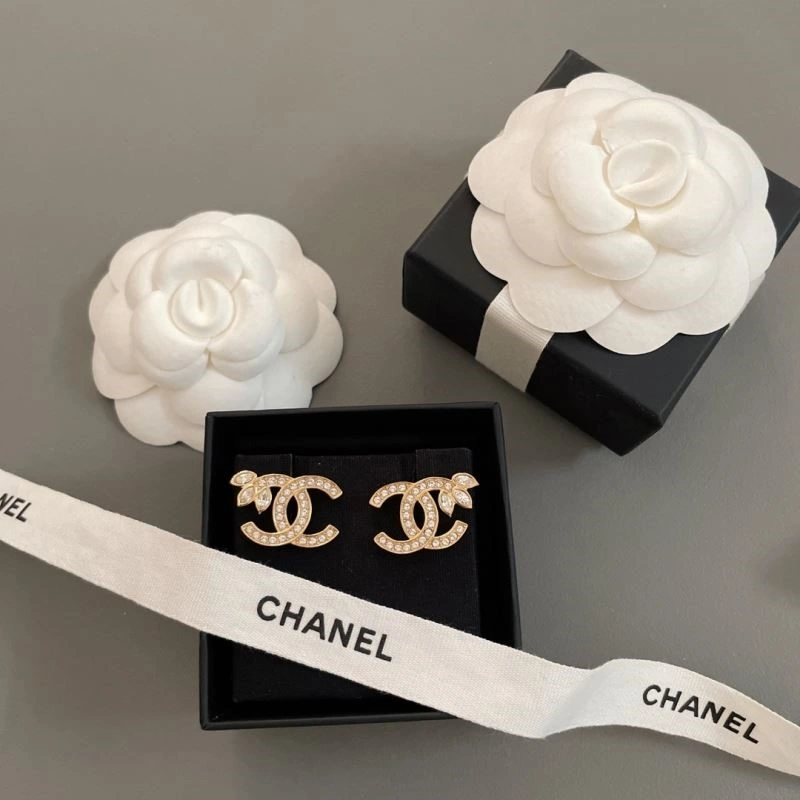 UrbanChic Chanel Earrings 224109