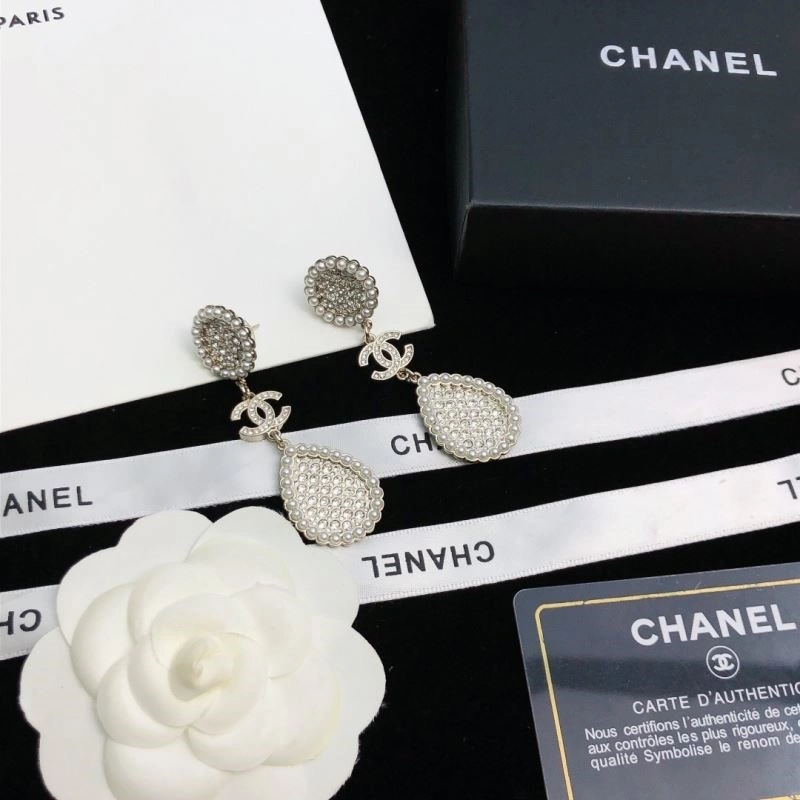 Chanel Earrings Effortless 224093