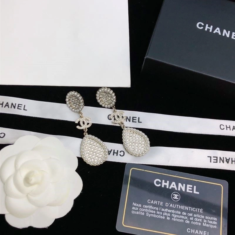 Chanel Earrings Effortless 224093