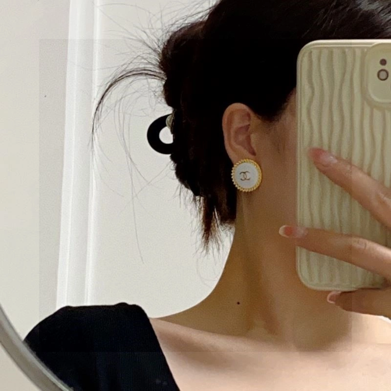 Vibrant Chanel Earrings 224108