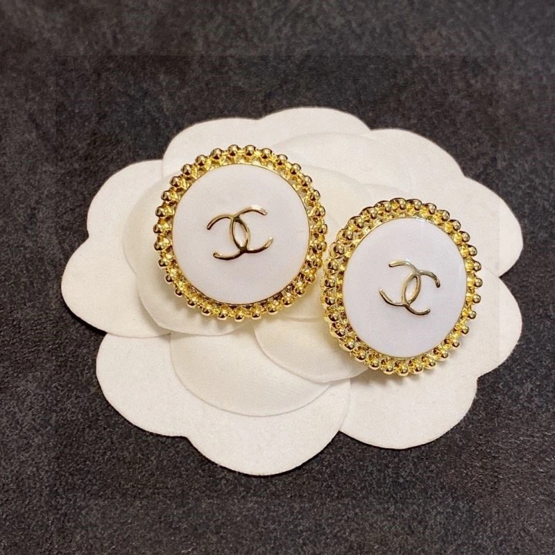 Vibrant Chanel Earrings 224108