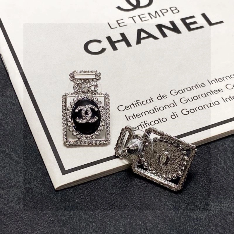 UrbanChic Chanel Earrings 224102