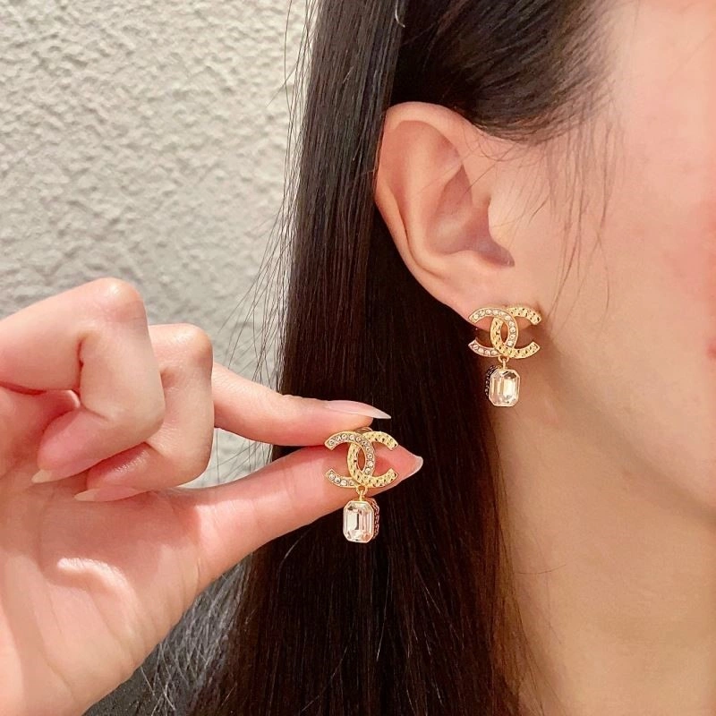 Tailored Chanel Earrings 224095