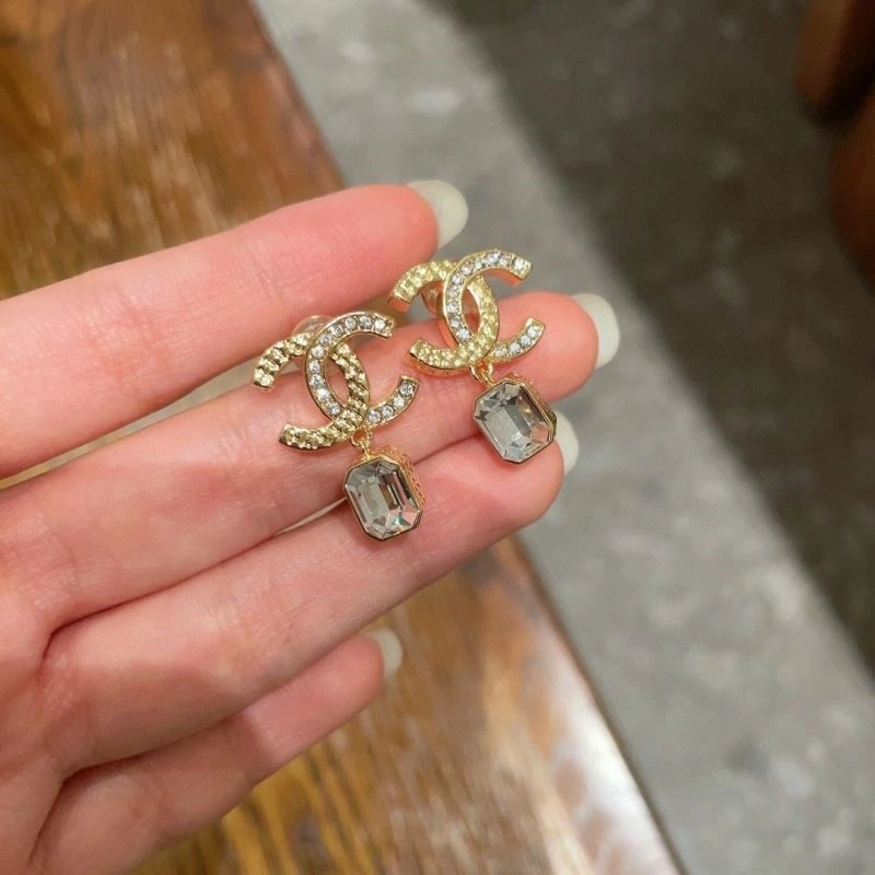 Tailored Chanel Earrings 224095