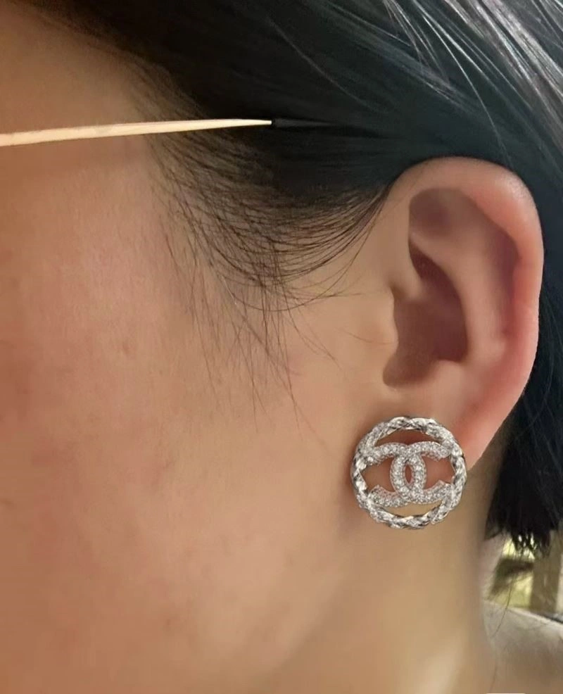 Chanel Earrings Fashionable 224089