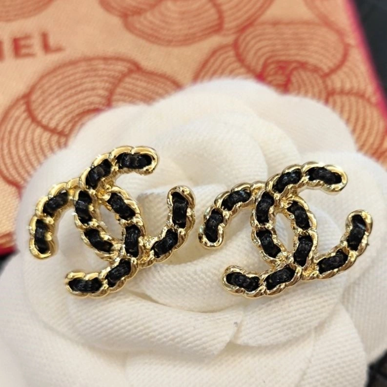 Packable Chanel Earrings 224099