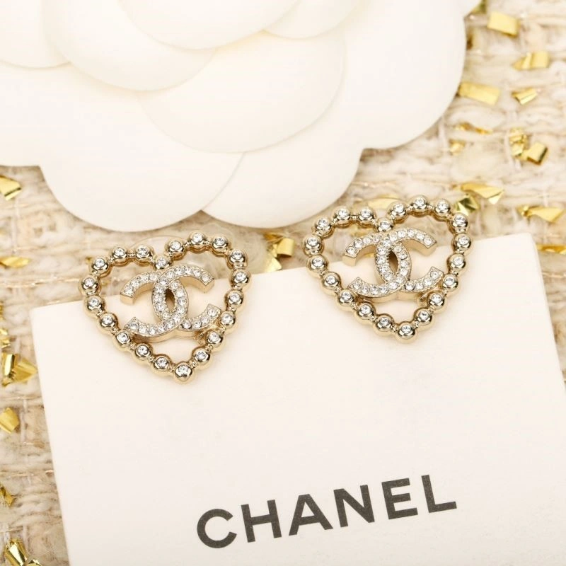 Unique Chanel Earrings 224084
