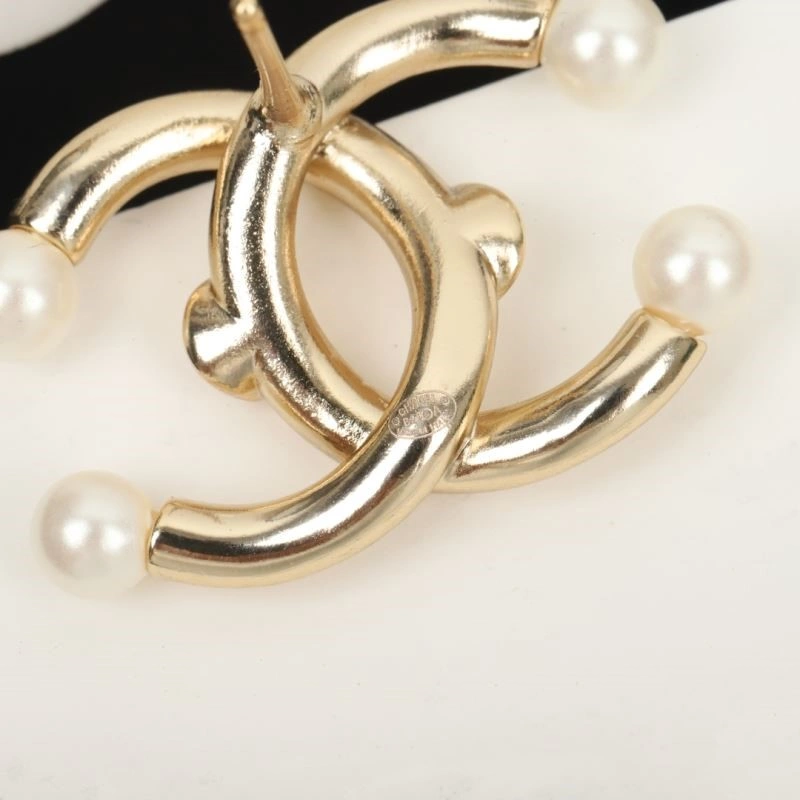 Chanel Earrings Breathable 224085