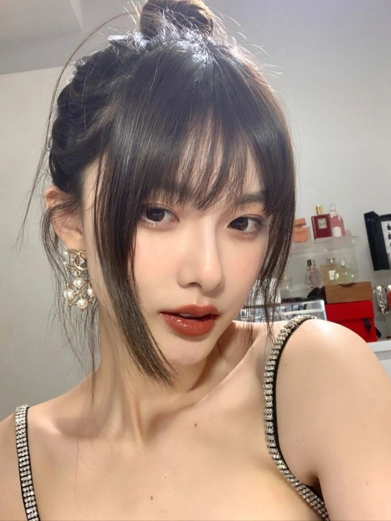 Chanel Earrings Youthful 224079