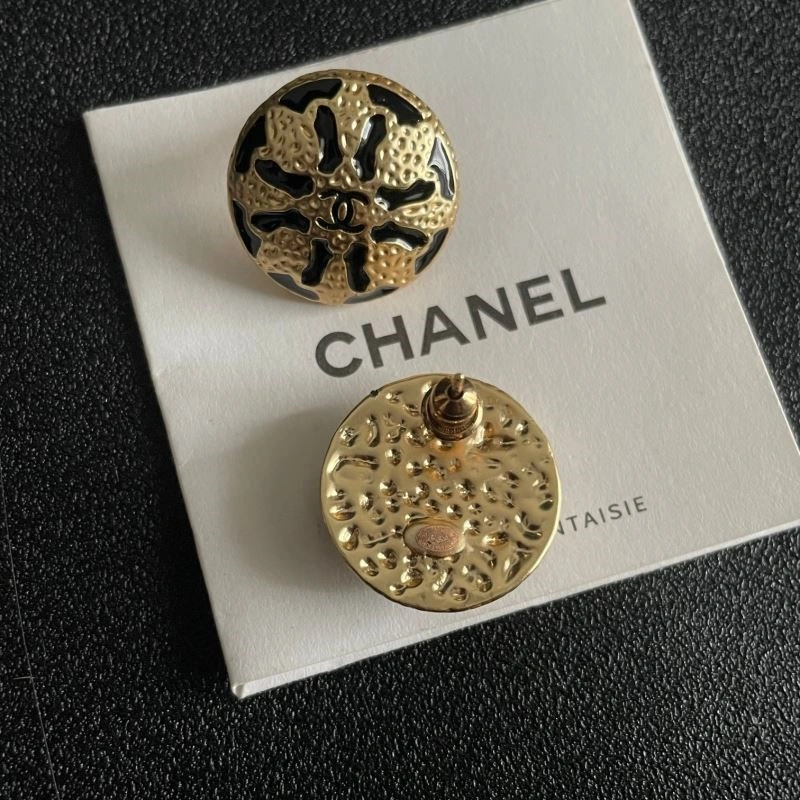 Unisex Chanel Earrings 224075