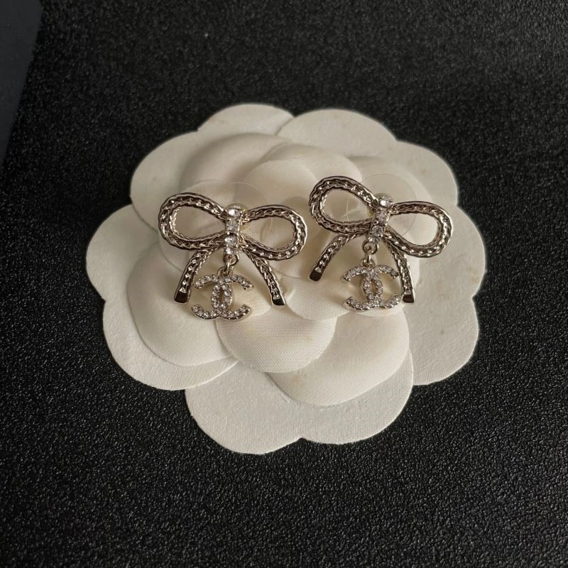 MoistureWicking Chanel Earrings 224074
